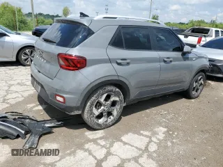 2022 Hyundai Venue SEL with VIN KMHRC8A39NU132790, listed as a Copart auction lot 58782655 with 39,532 mi miles and Salvage title. Bid and sale history available at DreamBid. Image 3.
