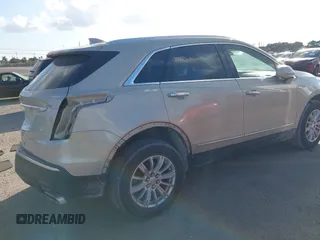 2017 Cadillac XT5 FWD with VIN 1GYKNARS0HZ174625, listed as a IAAI auction lot 41520634 with 116,169 mi miles. Bid and sale history available at carsss.com. Image 4.
