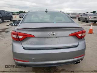 2017 Hyundai Sonata SE z VIN 5NPE24AF5HH448145, wystawiony jako Copart lot #56076575 z przebiegiem 168 358 mil mil oraz Czysty tytuł • Clean title. Historia ofert i sprzedaży dostępna na DreamBid. Obrazek 6.