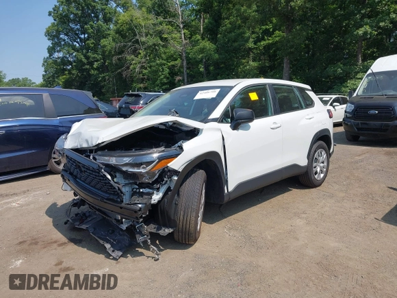 2024 Toyota Corolla Cross L z VIN 7MUAAAAG3RV093387, wystawiony jako IAAI lot #42406766 z przebiegiem 13 598 mil mil oraz . Historia ofert i sprzedaży dostępna na DreamBid. Obrazek 17.