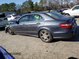 2010 Mercedes-Benz E-Class E 550 Luxury with VIN WDDHF9AB3AA231529, listed as a Copart auction lot 86983364 with 104,796 mi miles and Salvage Title. Bid and sale history available at carsss.com. Image 2.
