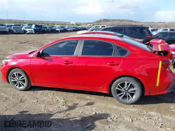 2022 Kia Forte LXS z VIN 3KPF24AD3NE490610, wystawiony jako IAAI lot #41710588 z przebiegiem 47 183 mil mil oraz . Historia ofert i sprzedaży dostępna na DreamBid. Obrazek 14.