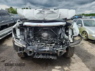 2018 GMC Sierra 2500HD SLT with VIN 1GT12TEG4JF202330, listed as a Copart auction lot 62895355 with 87,049 mi miles and Salvage title. Bid and sale history available at DreamBid. Image 5.