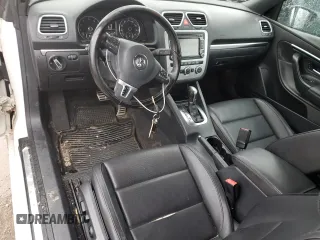 2013 Volkswagen Eos Komfort with VIN WVWBW8AH5DV001888, listed as a Copart auction lot 86886554 with 188,812 mi miles and Salvage Title. Bid and sale history available at DreamBid. Image 8.
