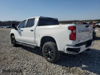 2021 Chevrolet Silverado 1500 Custom with VIN 1GCPYBEK8MZ192069, listed as a Copart auction lot 48770685 with 69,401 mi miles and Salvage Title. Bid and sale history available at carsss.com. Image 2.