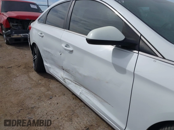 2015 Hyundai Sonata SE z VIN 5NPE24AFXFH235205, wystawiony jako IAAI lot #41596454 z przebiegiem 66 461 mil mil oraz . Historia ofert i sprzedaży dostępna na DreamBid. Obrazek 6.