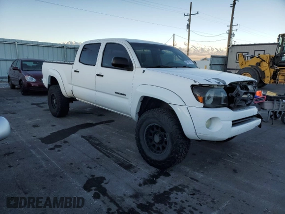 2008 Toyota Tacoma PreRunner with VIN 3TMKU72N98M015653, listed as a Copart auction lot 41821325 with 221,568 mi miles and Salvage title. Bid and sale history available at DreamBid. Image 4.