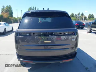 2023 Land Rover Range Rover Autobiography z VIN SALK19E78PA058614, wystawiony jako IAAI lot #42265194 z przebiegiem 30 764 mil mil oraz . Historia ofert i sprzedaży dostępna na DreamBid. Obrazek 17.