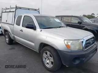 2006 Toyota Tacoma with VIN 5TETX22N96Z270849, listed as a IAAI auction lot 42563873 with 291,186 mi miles and . Bid and sale history available at DreamBid. Image 1.