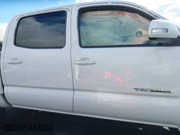 2015 Toyota Tacoma PreRunner с VIN 3TMJU4GN8FM184580, выставлен на аукционе IAAI как лот 41409861 с пробегом 185 176 миль миль и . История ставок и продаж доступна на DreamBid. Изображение 14.