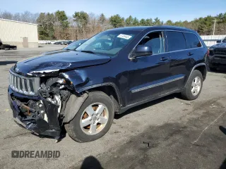 2011 Jeep Grand Cherokee Laredo z VIN 1J4RR4GG4BC507650, wystawiony jako Copart lot #51309445 z przebiegiem 263 628 mil mil oraz Szkody całkowita. Historia ofert i sprzedaży dostępna na DreamBid. Obrazek 1.