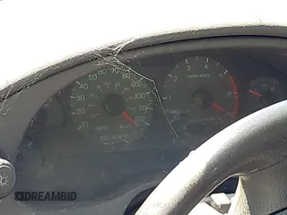 2001 Ford Mustang Deluxe с VIN 1FAFP44431F236463, выставлен на аукционе IAAI как лот 42533132 с пробегом Не указан миль и . История ставок и продаж доступна на DreamBid. Изображение 7.