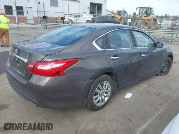 2016 Nissan Altima S with VIN 1N4AL3AP2GN313109, listed as a IAAI auction lot 41143128 with 183,723 mi miles and . Bid and sale history available at DreamBid. Image 4.