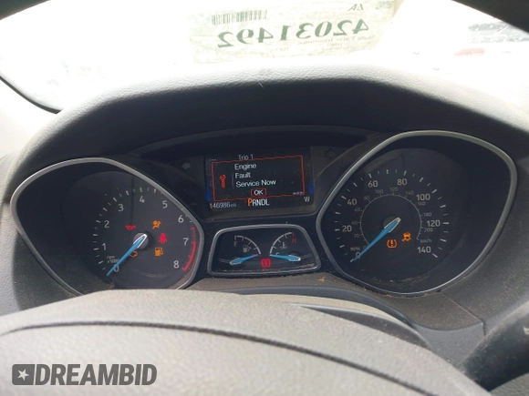 2016 Ford Focus SE with VIN 1FADP3F26GL280805, listed as a IAAI auction lot 42031492 with 146,986 mi miles. Bid and sale history available at carsss.com. Image 7.