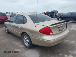 2001 Ford Taurus SES with VIN 1FAFP55U71A194476, listed as a IAAI auction lot 42094306 with 110,910 mi miles. Bid and sale history available at carsss.com. Image 3.
