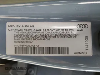 2022 Audi e-tron GT Premium Plus z VIN WAUFJBFW2N7008708, wystawiony jako Copart lot #47915324 z przebiegiem 27 193 mil mil oraz . Historia ofert i sprzedaży dostępna na DreamBid. Obrazek 12.