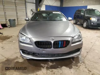 2013 BMW 6 Series 650i xDrive z VIN WBA6B4C56DD098658, wystawiony jako Copart lot #55408535 z przebiegiem 72 964 mil mil oraz Szkoda całkowita • Salvage title. Historia ofert i sprzedaży dostępna na DreamBid. Obrazek 5.