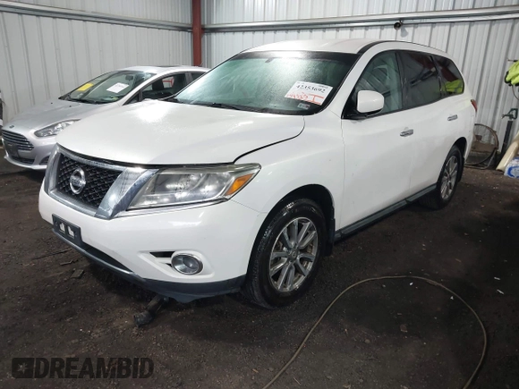 2014 Nissan Pathfinder SL with VIN 5N1AR2MM9EC600035, listed as a IAAI auction lot 42353692 with 134,323 mi miles and . Bid and sale history available at DreamBid. Image 2.