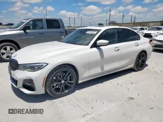 2020 BMW 3 Series 330i xDrive z VIN 3MW5R7J04L8B22791, wystawiony jako Copart lot #62344915 z przebiegiem 57 675 mil mil oraz Szkoda całkowita • Salvage title. Historia ofert i sprzedaży dostępna na DreamBid. Obrazek 1.