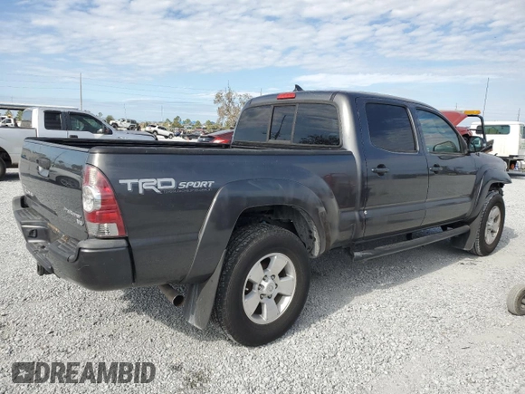 2014 Toyota Tacoma PreRunner with VIN 3TMKU4HN4EM040297, listed as a Copart auction lot 86418894 with 111,626 mi miles and Salvage title. Bid and sale history available at DreamBid. Image 3.