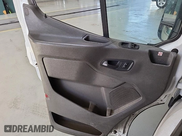 2020 Ford Transit Cargo with VIN 1FTYE1Y83LKA63736, listed as a IAAI auction lot 42088288 with 127,406 mi miles and . Bid and sale history available at DreamBid. Image 1.