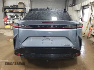 2023 Lexus RZ 450e Premium z VIN JTJAAAAB1PA004373, wystawiony jako Copart lot #48545194 z przebiegiem 21 710 mil mil oraz Szkody całkowita. Historia ofert i sprzedaży dostępna na DreamBid. Obrazek 6.