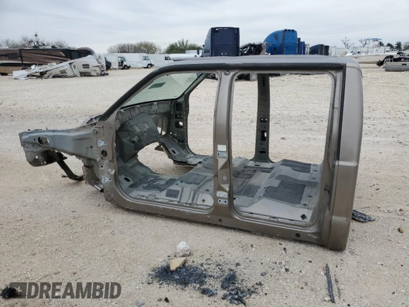 2005 Ford F-350 XL с VIN 1FTWW31P15EC18710, выставлен на аукционе Copart как лот 88154275 с пробегом Не указан миль и На запчасти • Non repairable. История ставок и продаж доступна на DreamBid. Изображение 2.