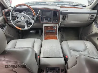 2004 Cadillac Escalade z VIN 1GYEC63T64R285823, wystawiony jako Copart lot #59167915 z przebiegiem 289 955 mil mil oraz Szkoda całkowita • Salvage title. Historia ofert i sprzedaży dostępna na DreamBid. Obrazek 8.