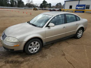2005 Volkswagen Passat GLS with VIN WVWAD63B25P010665, listed as a Copart auction lot 45909985 with 162,883 mi miles and Clean title. Bid and sale history available at DreamBid. Image 1.