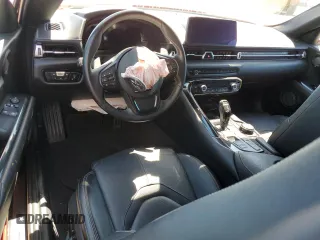 2020 Toyota Supra 3.0 z VIN WZ1DB4C09LW020555, wystawiony jako Copart lot #65440913 z przebiegiem Nie podano mil oraz . Historia ofert i sprzedaży dostępna na DreamBid. Obrazek 8.