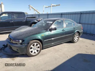 2003 BMW 3 Series 325xi with VIN WBAEU33493PM53262, listed as a Copart auction lot 76952594 with 131,209 mi miles and Salvage Title. Bid and sale history available at carsss.com. Image 1.