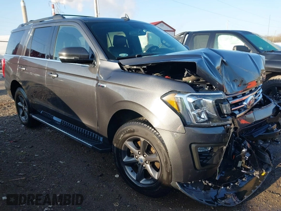 2018 Ford Expedition XLT with VIN 1FMJU1JT8JEA36400, listed as a IAAI auction lot 41918560 with 106,682 mi miles and . Bid and sale history available at DreamBid. Image 1.