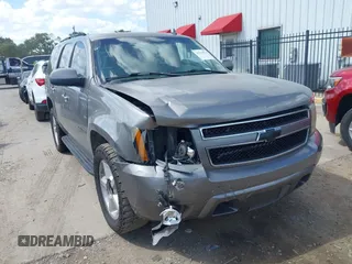 2007 Chevrolet Tahoe LTZ with VIN 1GNFC13097R308235, listed as a IAAI auction lot 42516975 with 212,988 mi miles and . Bid and sale history available at DreamBid. Image 1.