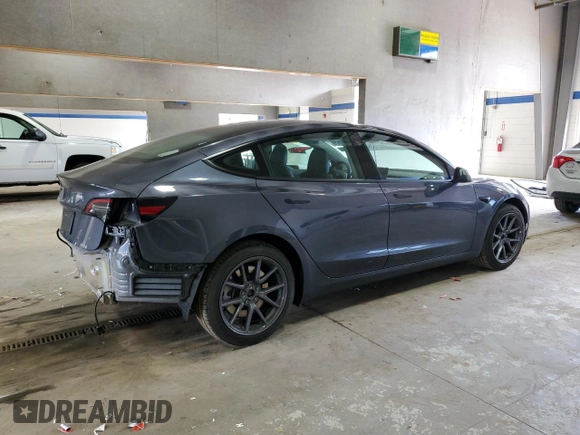 2023 Tesla Model 3 z VIN 5YJ3E1EA5PF658737, wystawiony jako Copart lot #56209345 z przebiegiem 10 226 mil mil oraz Szkoda całkowita • Salvage title. Historia ofert i sprzedaży dostępna na DreamBid. Obrazek 3.