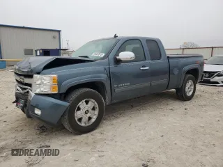 2010 Chevrolet Silverado 1500 LT with VIN 1GCSKSE37AZ134728, listed as a Copart auction lot 44437015 with 85,490 mi miles and Salvage Title. Bid and sale history available at DreamBid. Image 1.