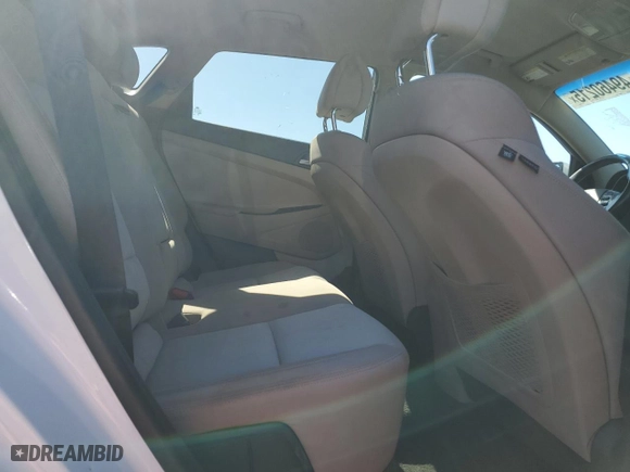 2016 Hyundai Tucson Eco with VIN KM8J3CA24GU061945, listed as a Copart auction lot 49460215 with 116,740 mi miles and Clean Title. Bid and sale history available at carsss.com. Image 11.