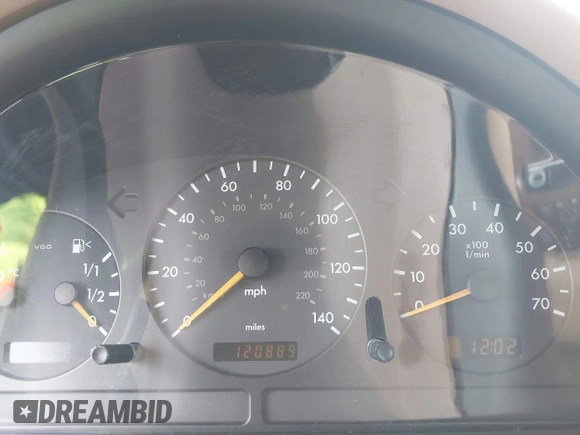 2000 Mercedes-Benz M 320/430/500 with VIN 4JGAB54E0YA218894, listed as a IAAI auction lot 41985116 with 120,889 mi miles and . Bid and sale history available at DreamBid. Image 7.