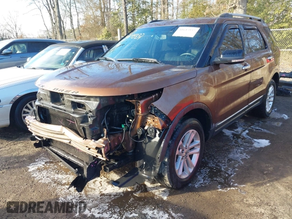 2011 Ford Explorer XLT with VIN 1FMHK8D88BGA14374, listed as a IAAI auction lot 41645932 with 236,331 mi miles and . Bid and sale history available at DreamBid. Image 6.