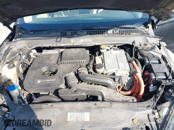 2013 Ford Fusion SE Hybrid with VIN 3FA6P0LUXDR375099, listed as a IAAI auction lot 41914387 with 133,178 mi miles. Bid and sale history available at carsss.com. Image 10.