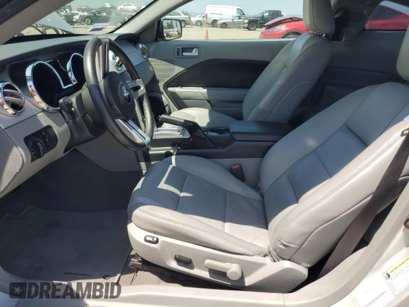 2009 Ford Mustang z VIN 1ZVHT80N595137873, wystawiony jako Copart lot #60161505 z przebiegiem Nie podano mil oraz Szkoda całkowita • Salvage title. Historia ofert i sprzedaży dostępna na DreamBid. Obrazek 7.
