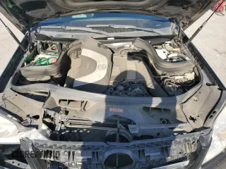 2011 Mercedes-Benz GLK 350 with VIN WDCGG8HB9BF678805, listed as a Copart auction lot 69872274 with 139,268 mi miles and Salvage Title. Bid and sale history available at DreamBid. Image 14.