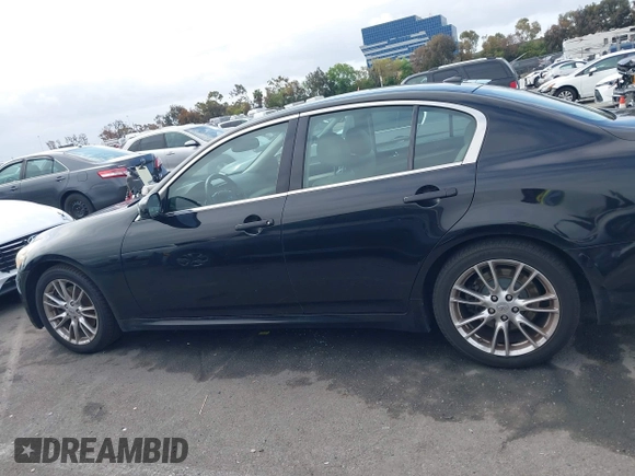 2008 Infiniti G35 Journey with VIN JNKBV61E98M222109, listed as a IAAI auction lot 42071416 with 216,507 mi miles. Bid and sale history available at carsss.com. Image 14.