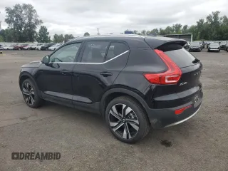 2025 Volvo XC40 Plus Bright Theme with VIN YV4L12UE8S2505476, listed as a Copart auction lot 59005825 with 2,886 mi miles and Clean title. Bid and sale history available at DreamBid. Image 2.