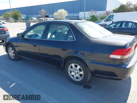 2001 Honda Accord EX z VIN JHMCG66881C015997, wystawiony jako IAAI lot #41902990 z przebiegiem Nie podano mil oraz . Historia ofert i sprzedaży dostępna na DreamBid. Obrazek 3.