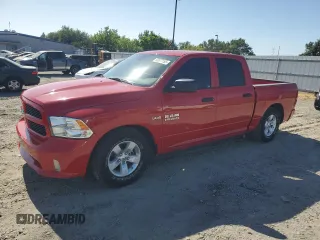 2018 Ram 1500 Express z VIN 1C6RR6KT1JS305544, wystawiony jako Copart lot #60677155 z przebiegiem 112 800 mil mil oraz Czysty tytuł • Clean title. Historia ofert i sprzedaży dostępna na DreamBid. Obrazek 1.