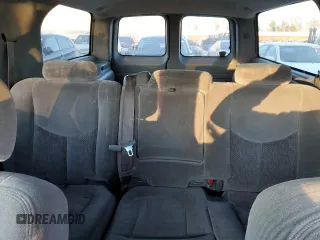 2004 Chevrolet Suburban LT with VIN 1GNEC16Z14J134550, listed as a Copart auction lot 83244774 with 233,174 mi miles and Salvage Title. Bid and sale history available at carsss.com. Image 10.
