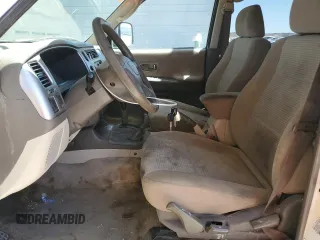 2002 Mitsubishi Montero XLS z VIN JA4MT31R42J048762, wystawiony jako Copart lot #54794835 z przebiegiem 124 978 mil mil oraz Czysty tytuł • Clean title. Historia ofert i sprzedaży dostępna na DreamBid. Obrazek 7.