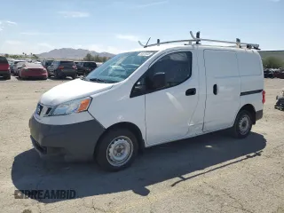 2015 Nissan NV200 S z VIN 3N6CM0KN5FK716420, wystawiony jako Copart lot #53079305 z przebiegiem 139 831 mil mil oraz Szkoda całkowita • Salvage title. Historia ofert i sprzedaży dostępna na DreamBid. Obrazek 1.