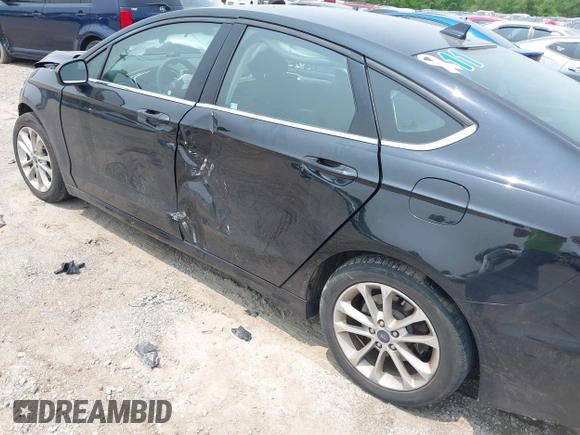 2020 Ford Fusion SE with VIN 3FA6P0LU5LR142665, listed as a IAAI auction lot 42415611 with 101,686 mi miles and . Bid and sale history available at DreamBid. Image 6.