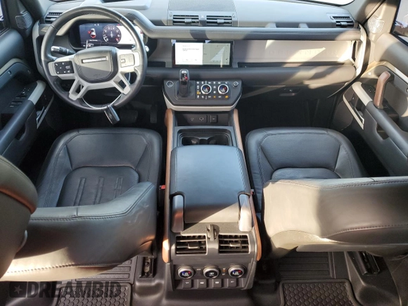 2020 Land Rover Defender HSE z VIN SALE9EEU7L2014905, wystawiony jako Copart lot #85282394 z przebiegiem 34 922 mil mil oraz Szkoda całkowita • Salvage title. Historia ofert i sprzedaży dostępna na DreamBid. Obrazek 8.
